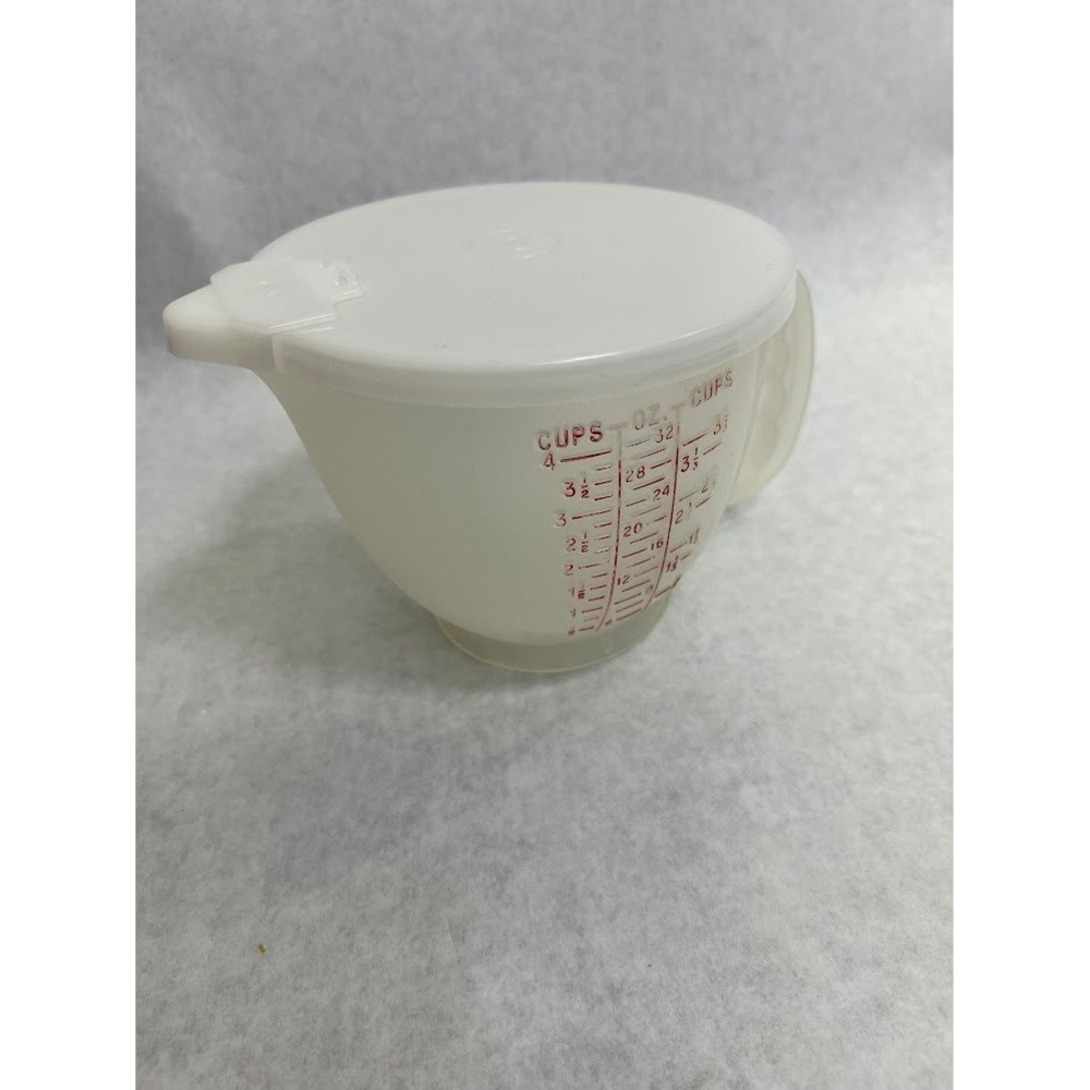 Vintage Tupperware Mix-N-Stor 1L 4 Cup Measuring Pitcher 1288-5 White with Lid